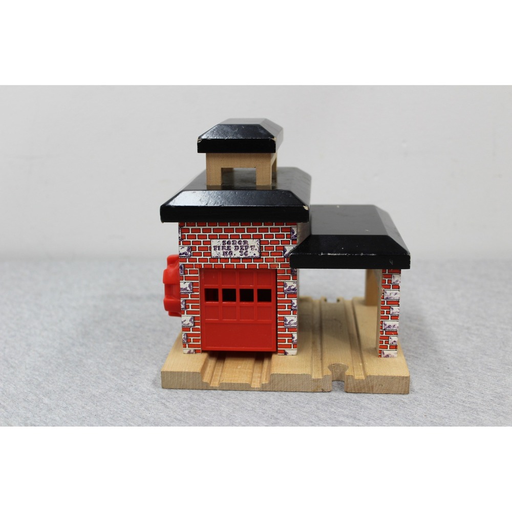 Learning Curve Thomas Wooden Railway Sodor Fire Dept No 36 Station Red Brick